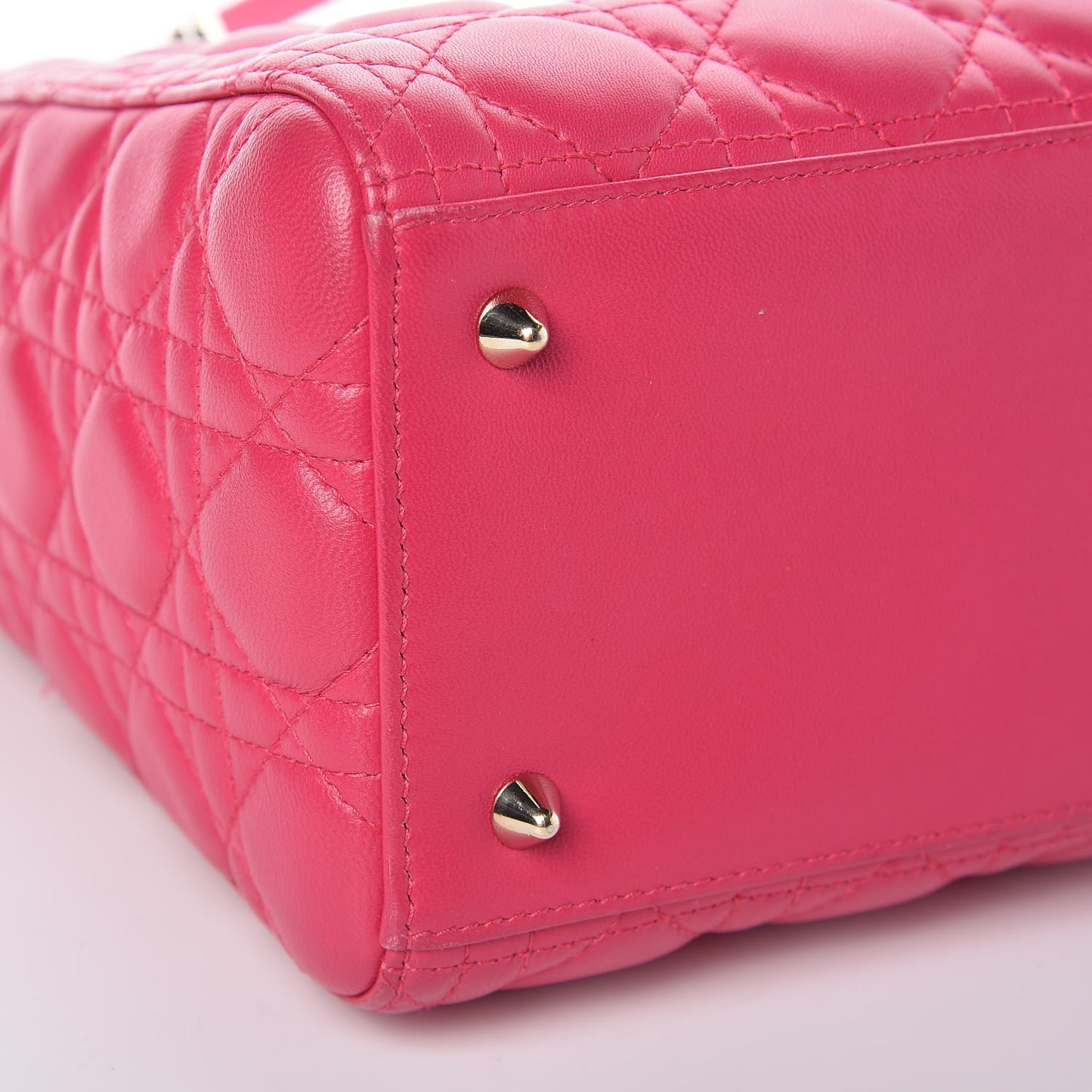 Lambskin Cannage Medium Lady Dior Pink
