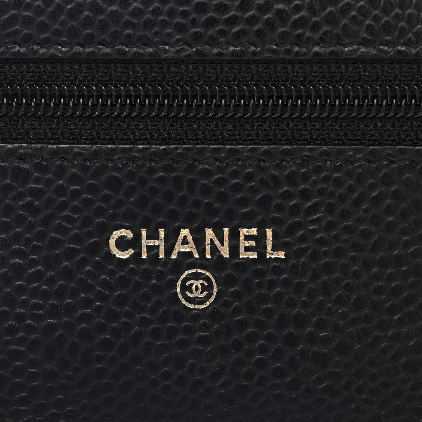 Caviar Quilted Wallet on Chain WOC Black