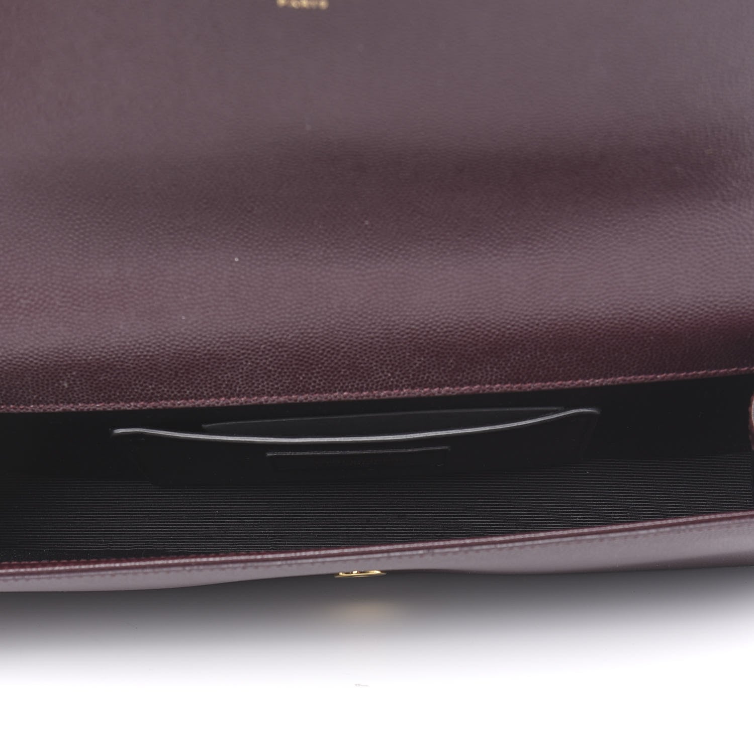 Saint Laurent Grain De Poudre Classic Monogram Cassandre Clutch Amaranto 5 of 9