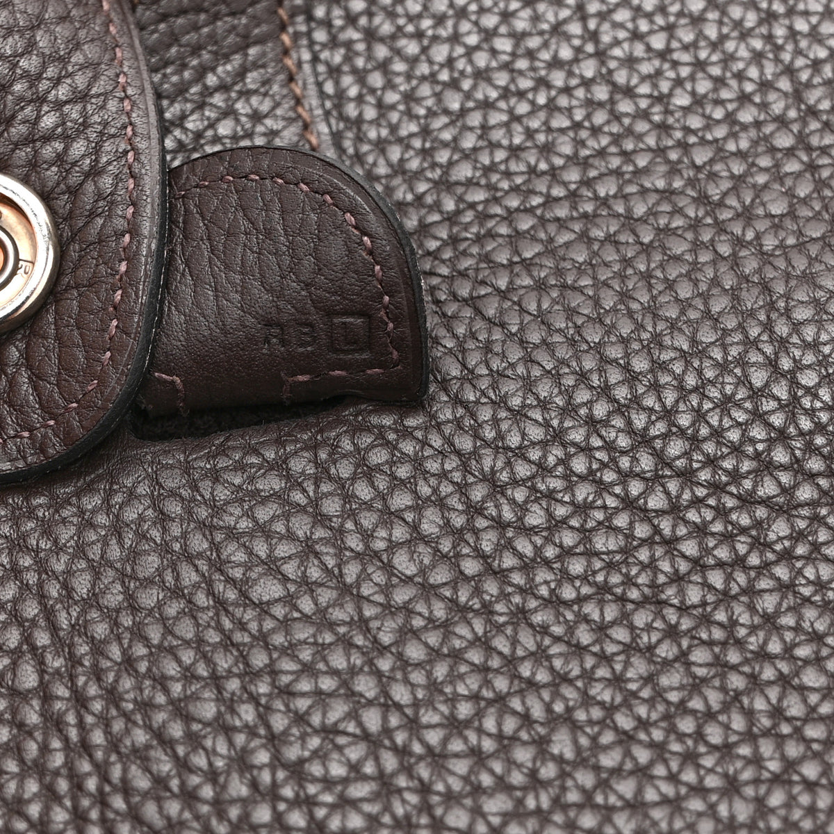 Taurillon Clemence Evelyne III PM Ebene