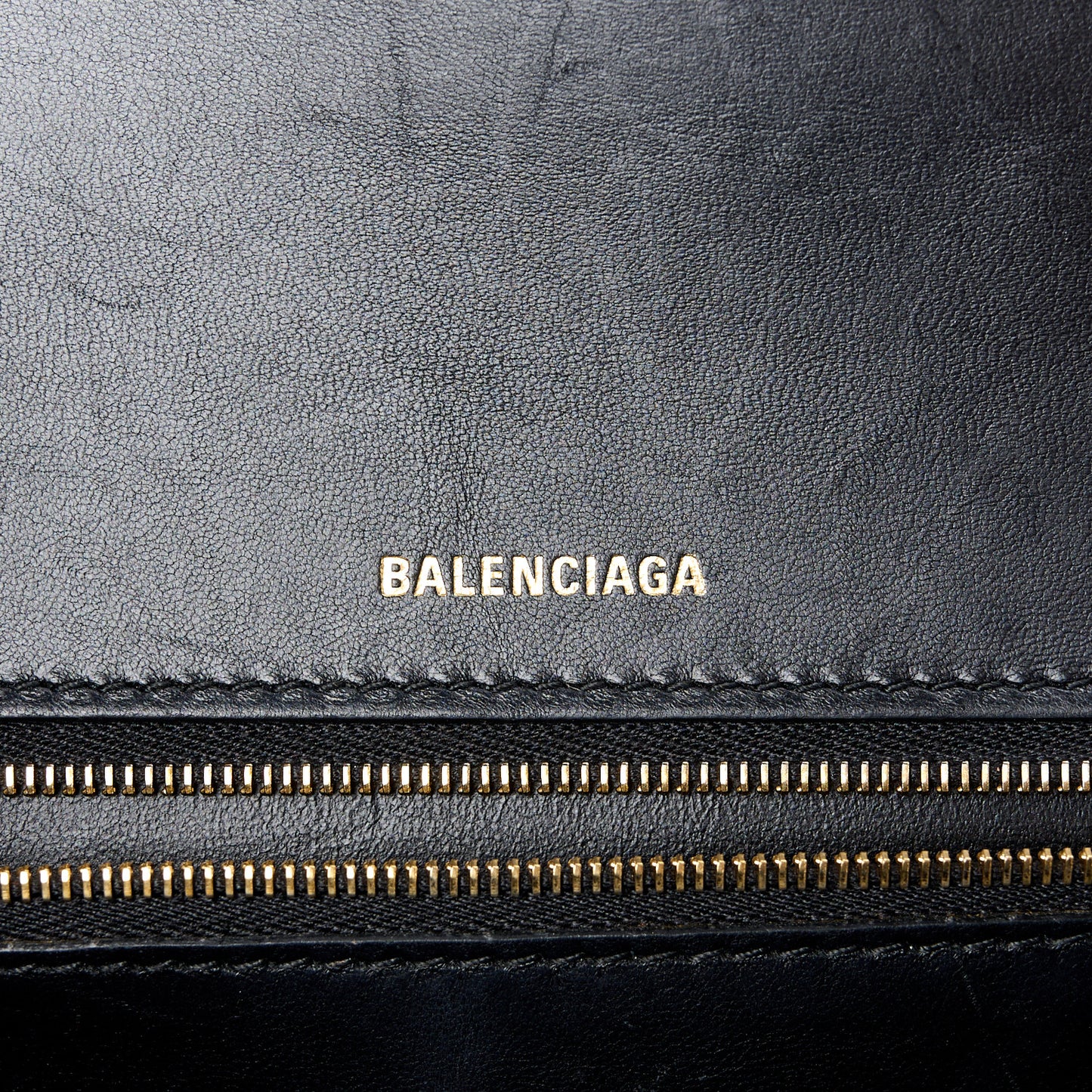 Shiny Box Calfskin Medium Hourglass Top Handle Bag Black