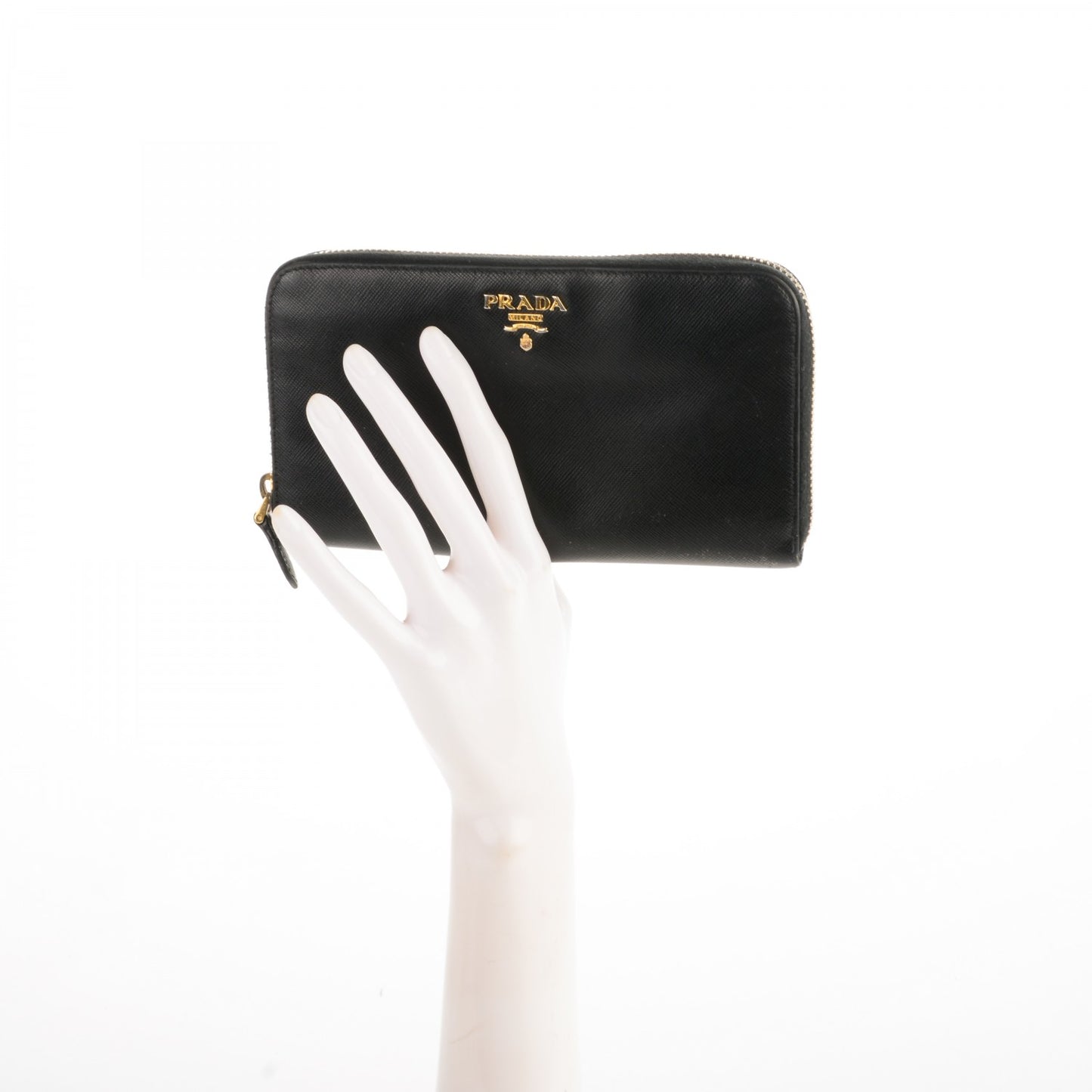Saffiano Metal Zip Around Wallet Nero Black