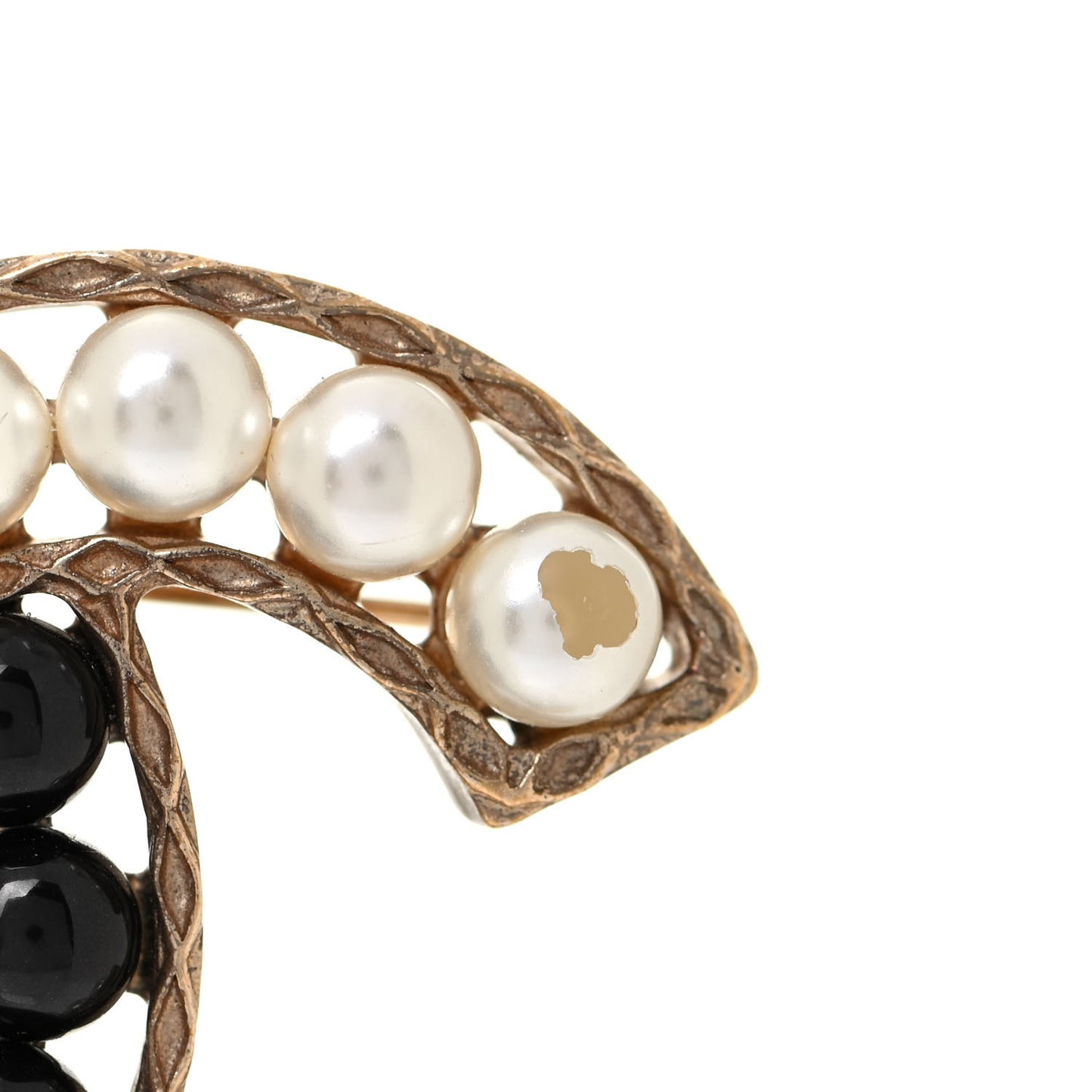 Pearl CC Brooch Gold Black