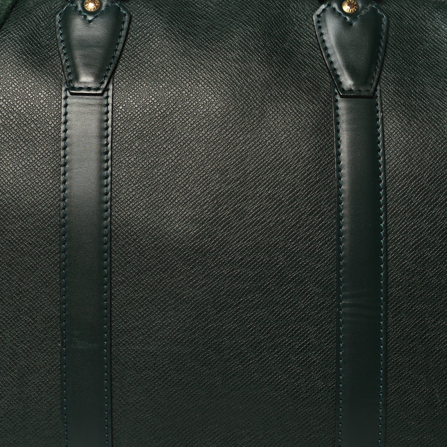 Louis Vuitton Taiga Kendall PM Epicea 7 of 11