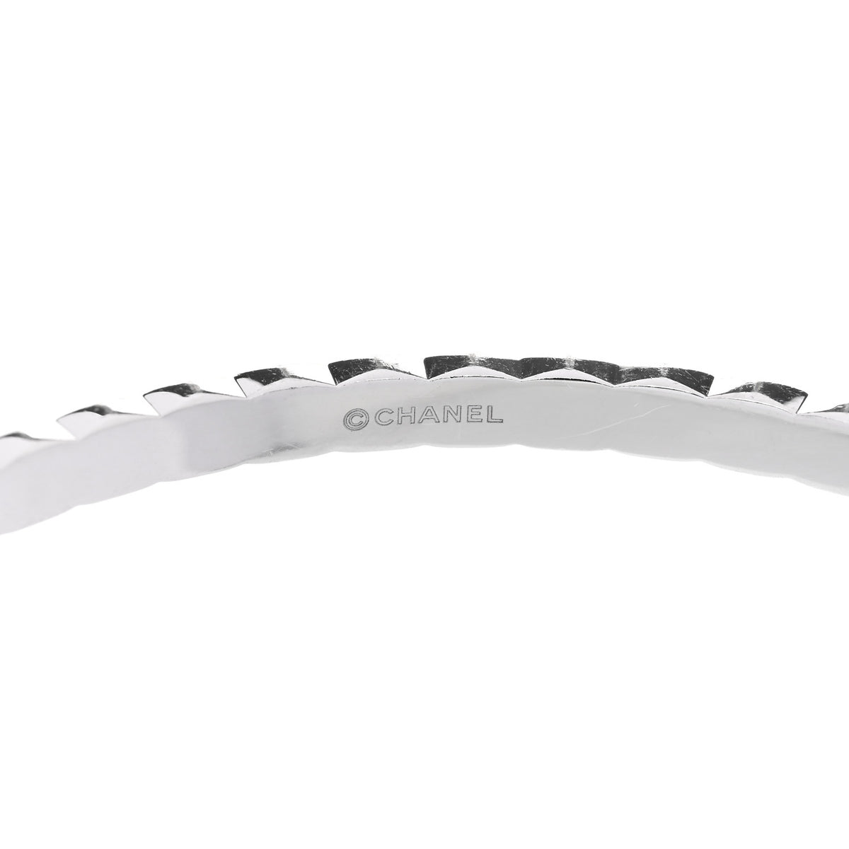 18K White Gold Diamond Coco Crush Cuff Bracelet S