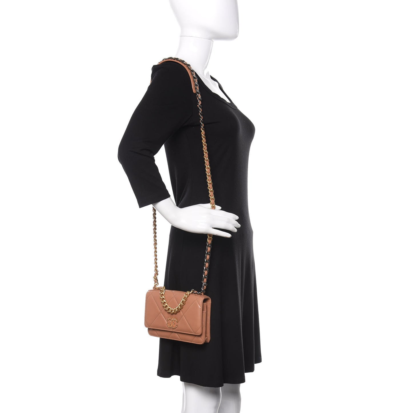 Lambskin Quilted 19 Wallet On Chain WOC Brown