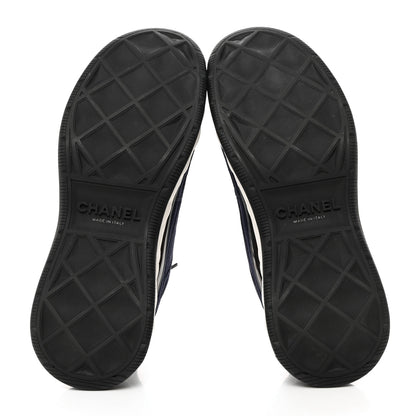 Chanel Suede Calfskin Nylon Grosgrain CC Sneakers 38.5 Navy Blue 5 of 9