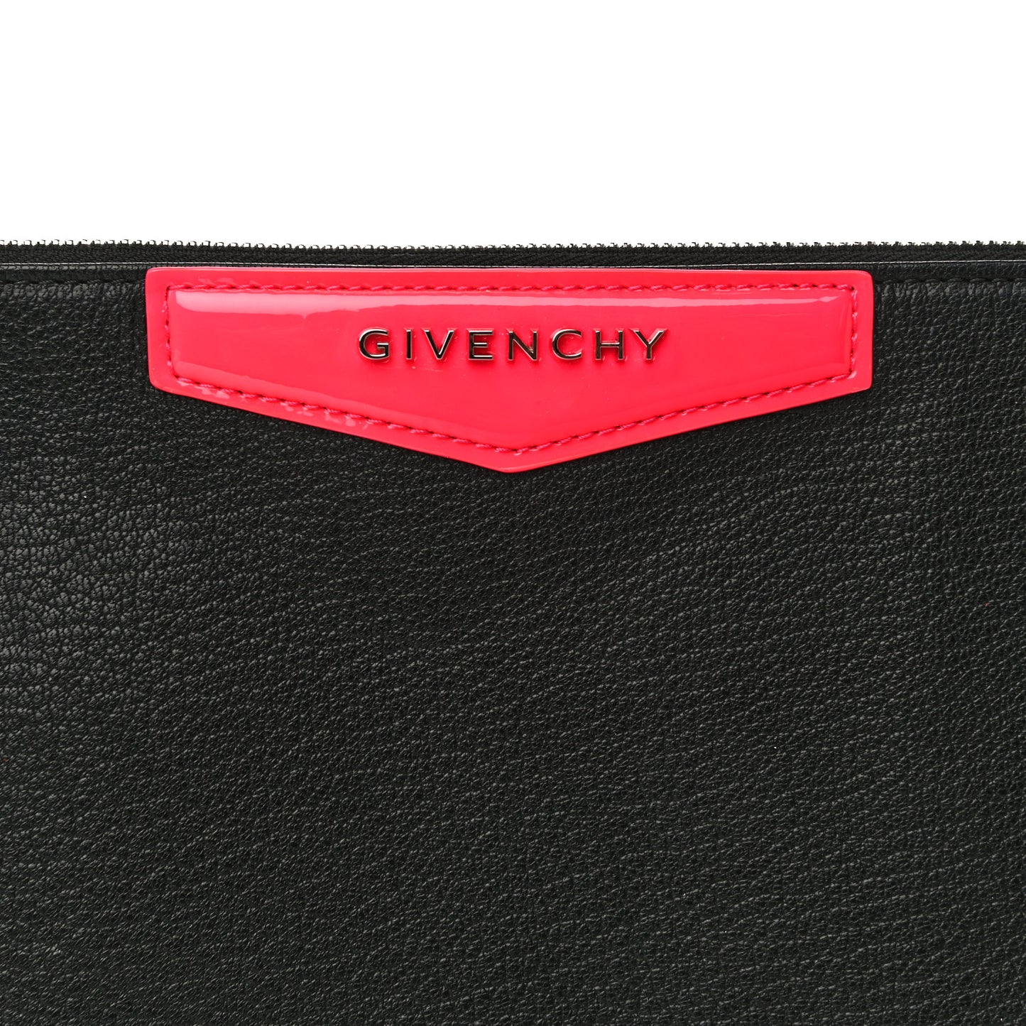 Sugar Goatskin Medium Antigona Pouch Black