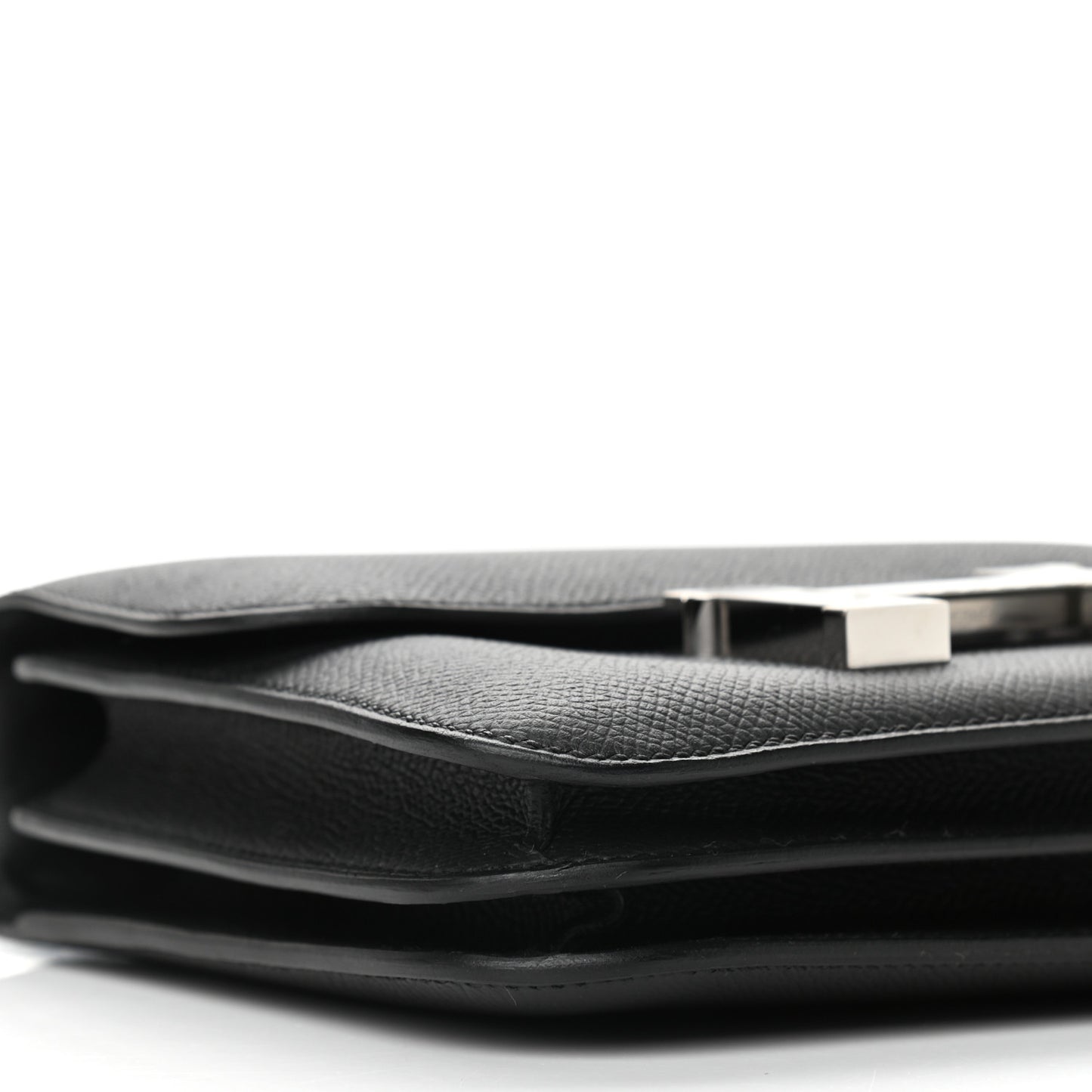 Epsom Constance 18 Black