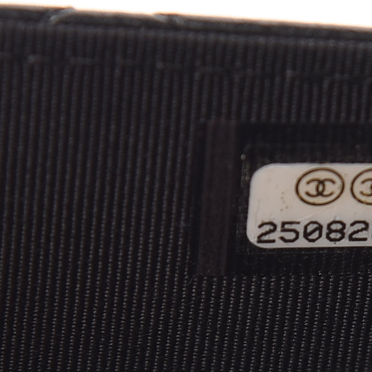 Lambskin Quilted Wallet On Chain WOC Black