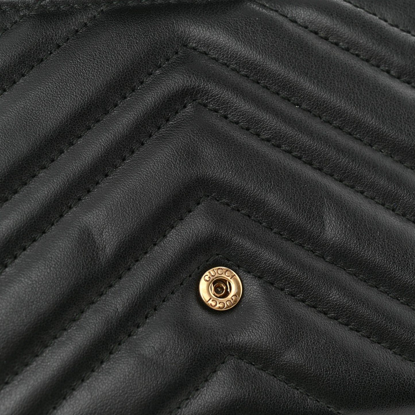 Calfskin Matelasse GG Marmont Chain Wallet Black