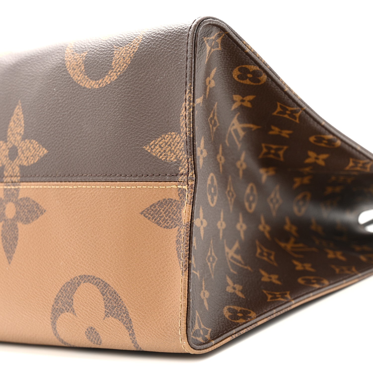Louis Vuitton Reverse Monogram Giant Onthego GM 9 of 11