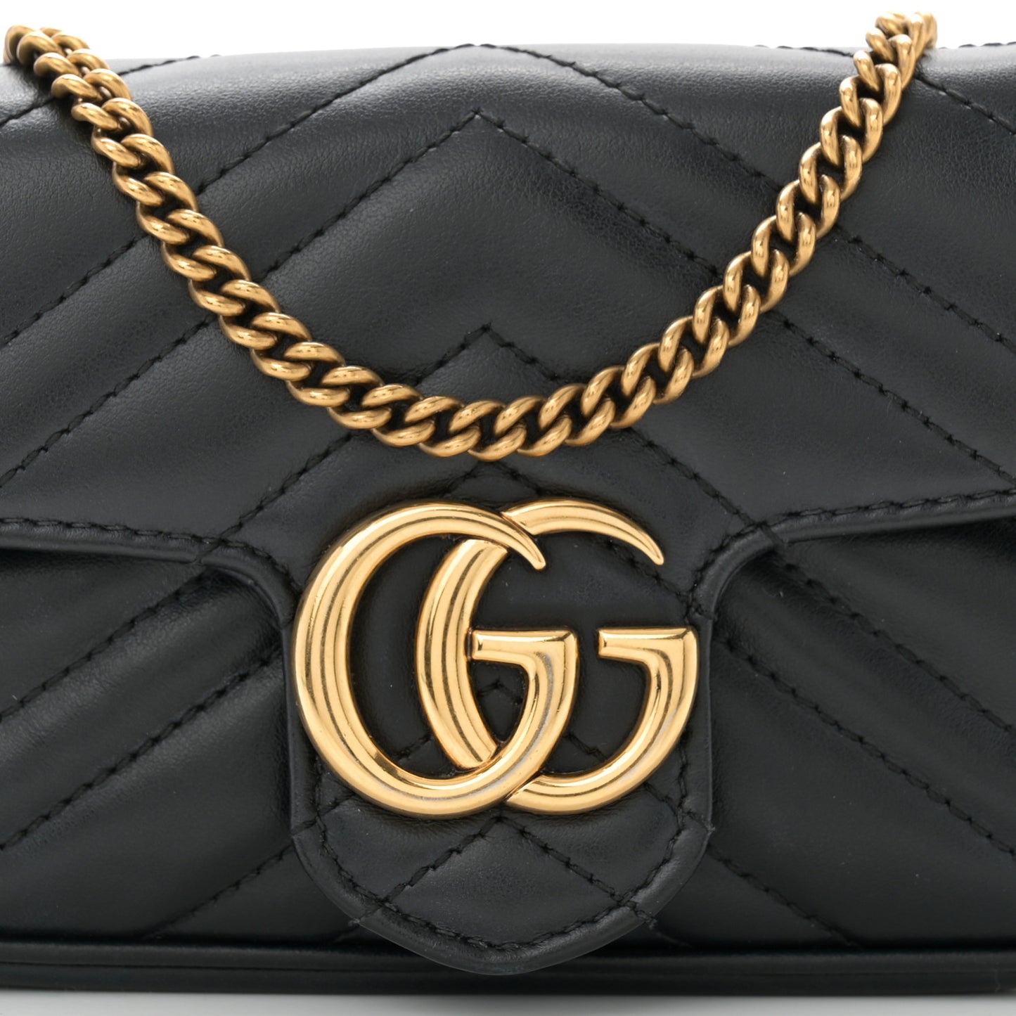 Calfskin Matelasse Super Mini GG Marmont Shoulder Bag Black
