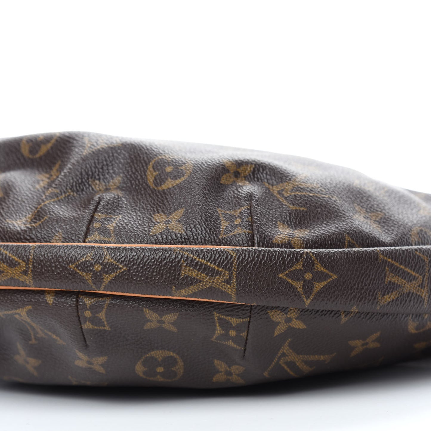 Monogram Croissant MM