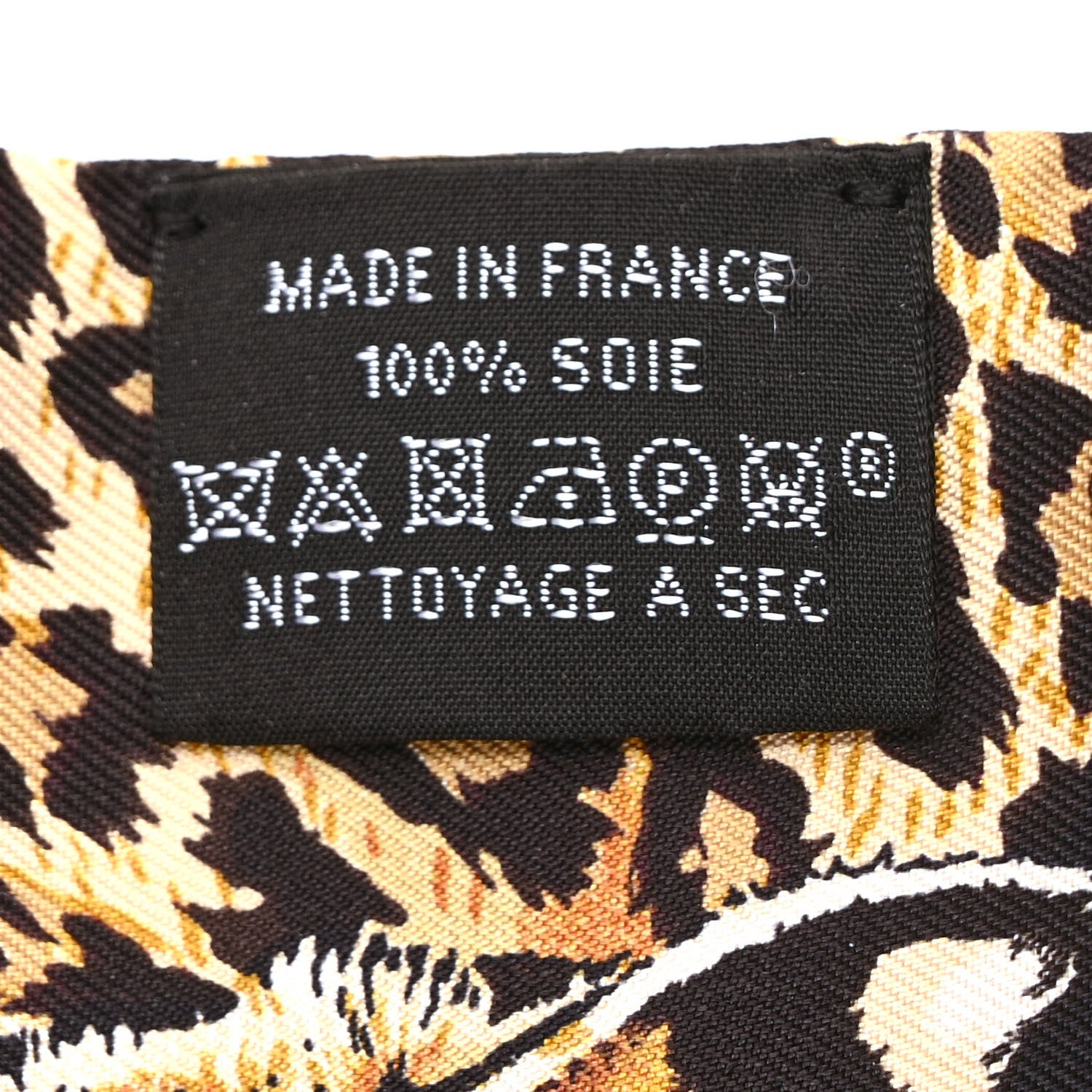 Hermes Silk Jungle Love Love Twilly Black Vert Rose Vif 4 of 4