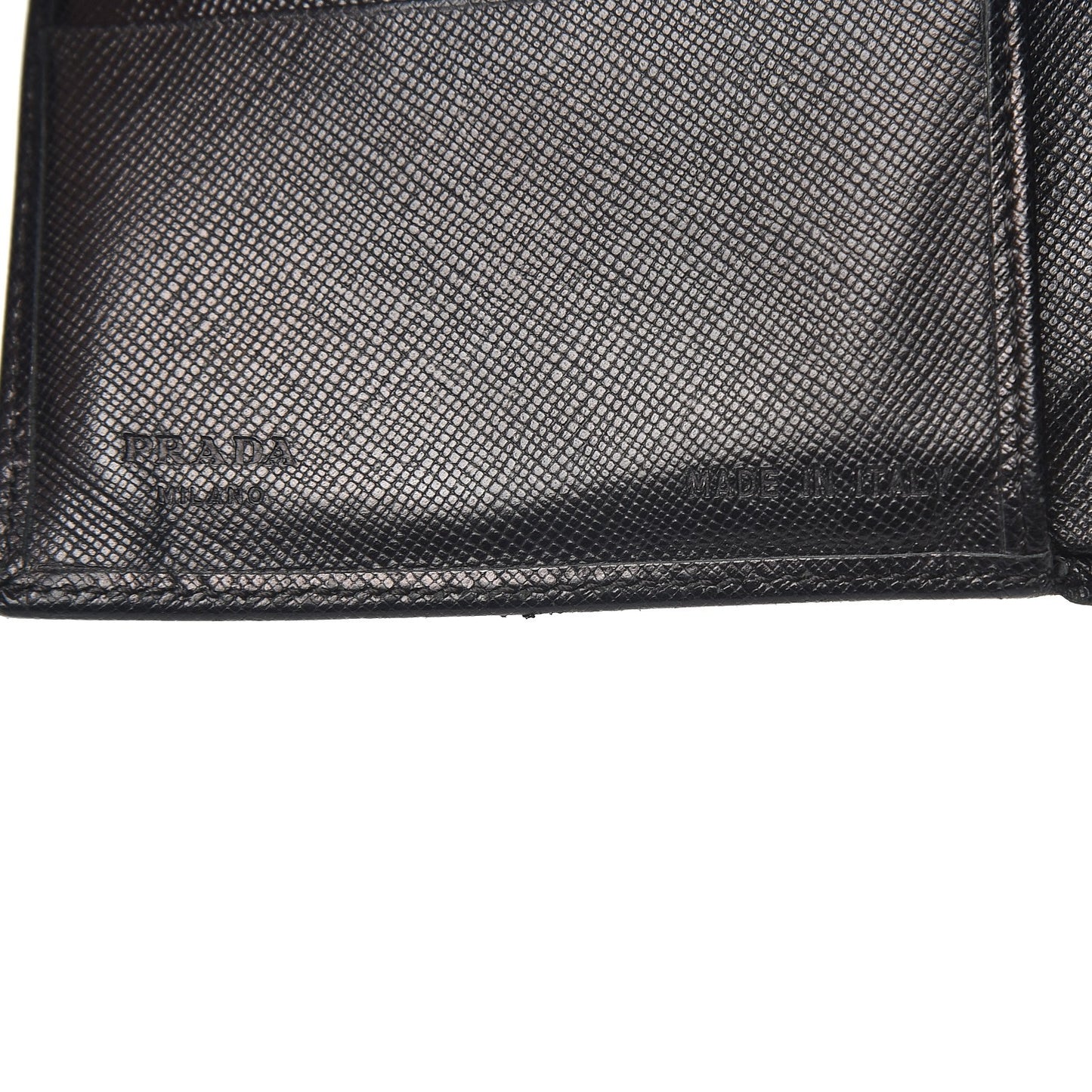 Saffiano Triangle Flap Compact Wallet Nero Black