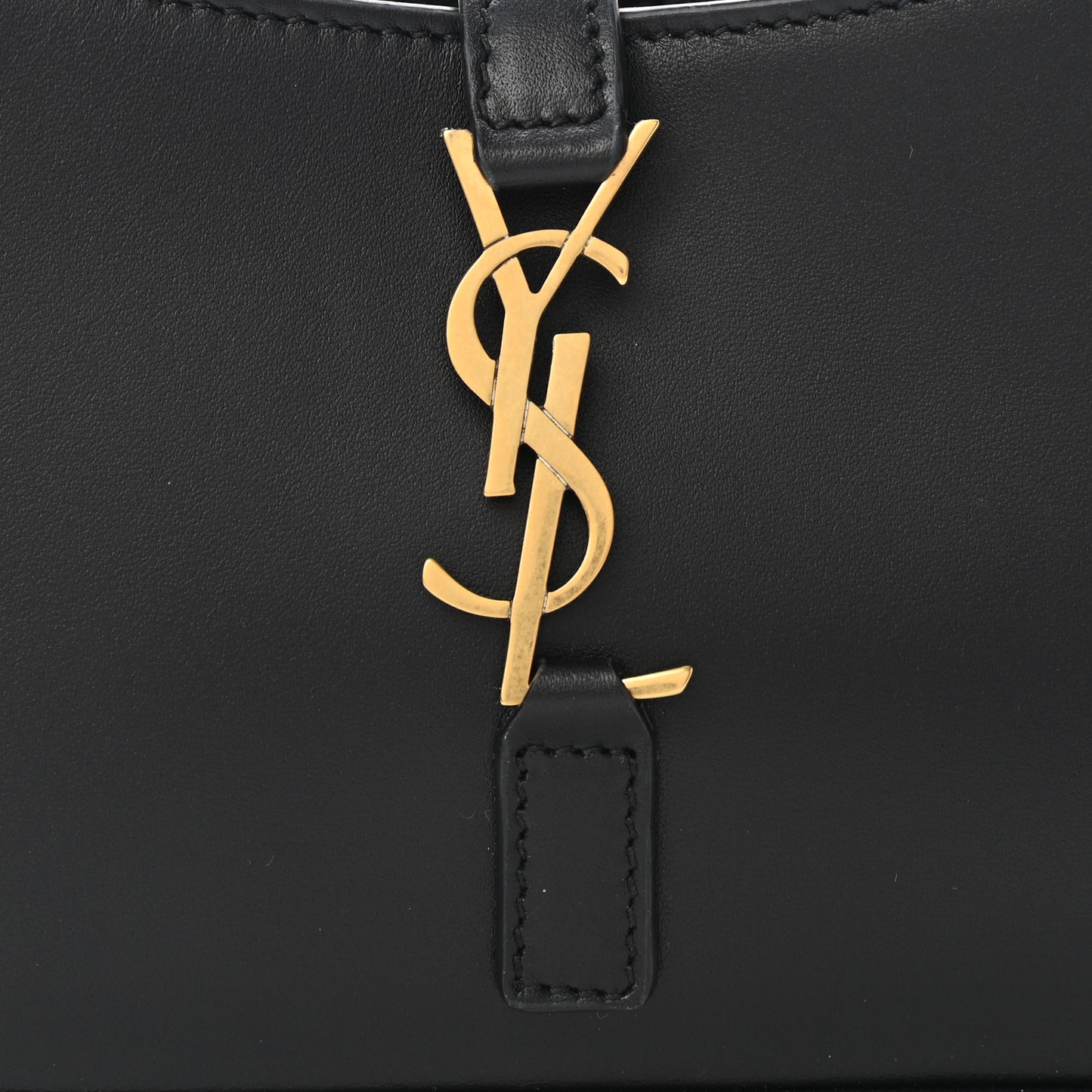Smooth Calfskin Le 5 A 7 Mini Hobo Black