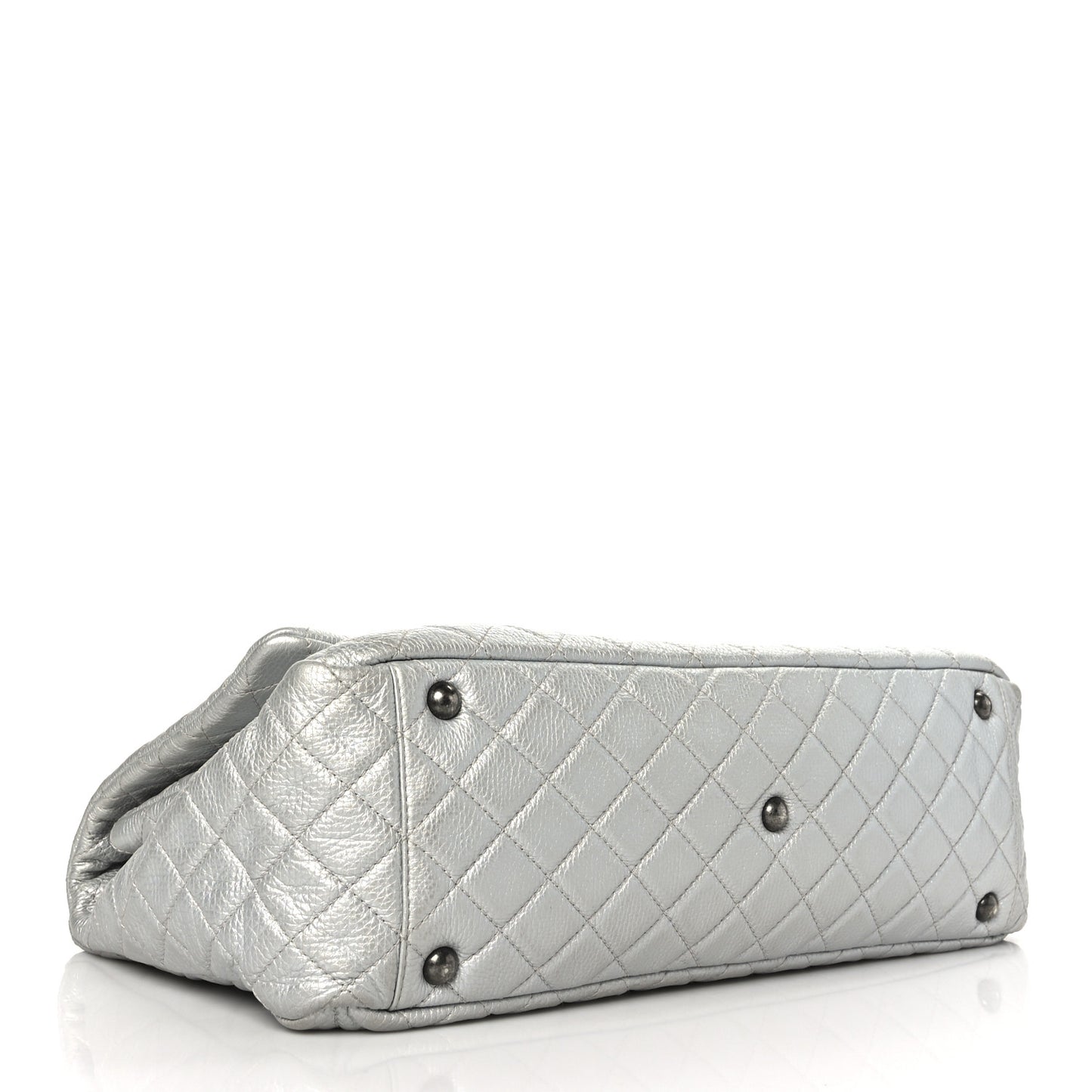 Metallic Calfskin Quilted XXL Travel Flap Bag Silver
