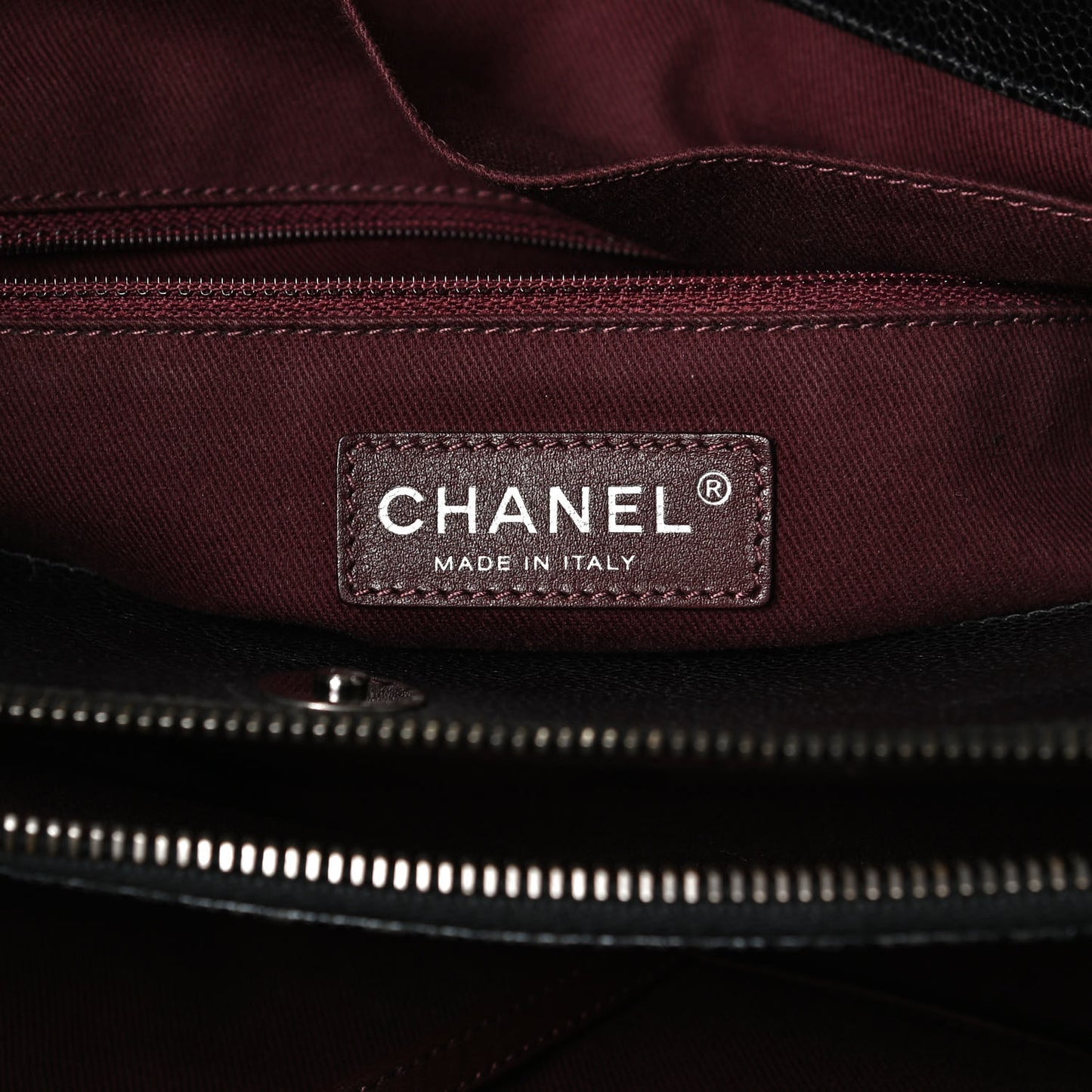 Crumpled Grained Calfskin Quilted CC Crave Tote Black