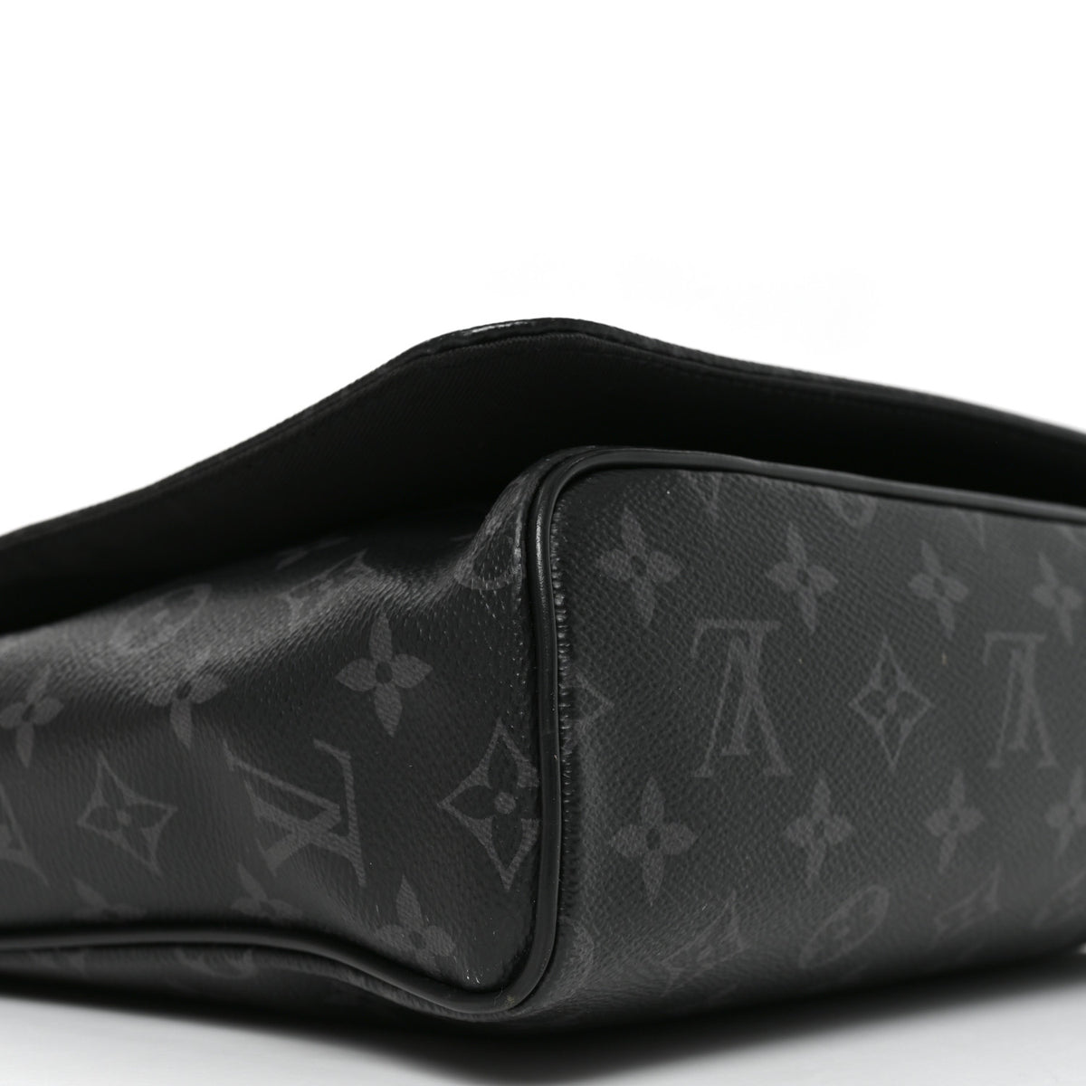 Monogram Eclipse District MM Black