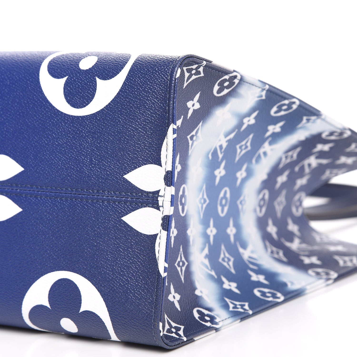 Louis Vuitton Monogram Escale Onthego GM Blue 9 of 10