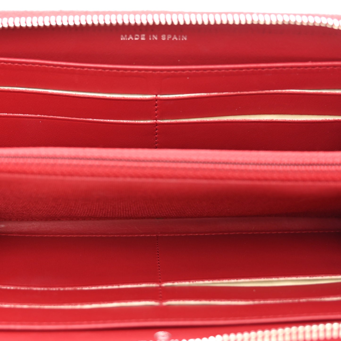 Caviar Quilted Large Gusset Zip Around Wallet Red