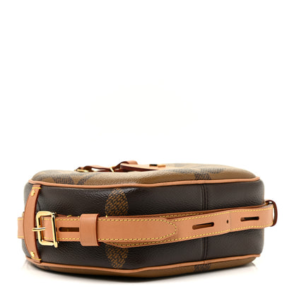 Louis Vuitton Reverse Monogram Giant Boite Chapeau Souple 4 of 16