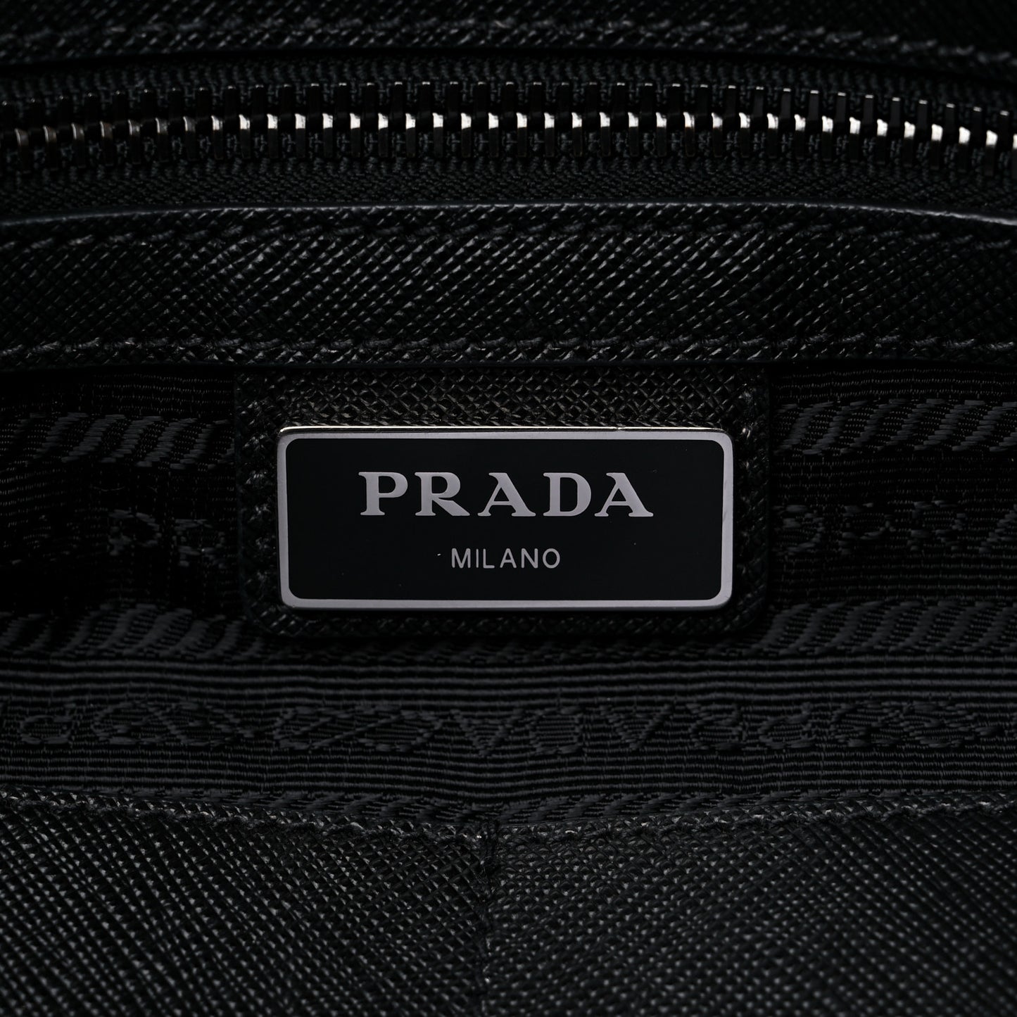 Tessuto Nylon Vela Saffiano Tote Black