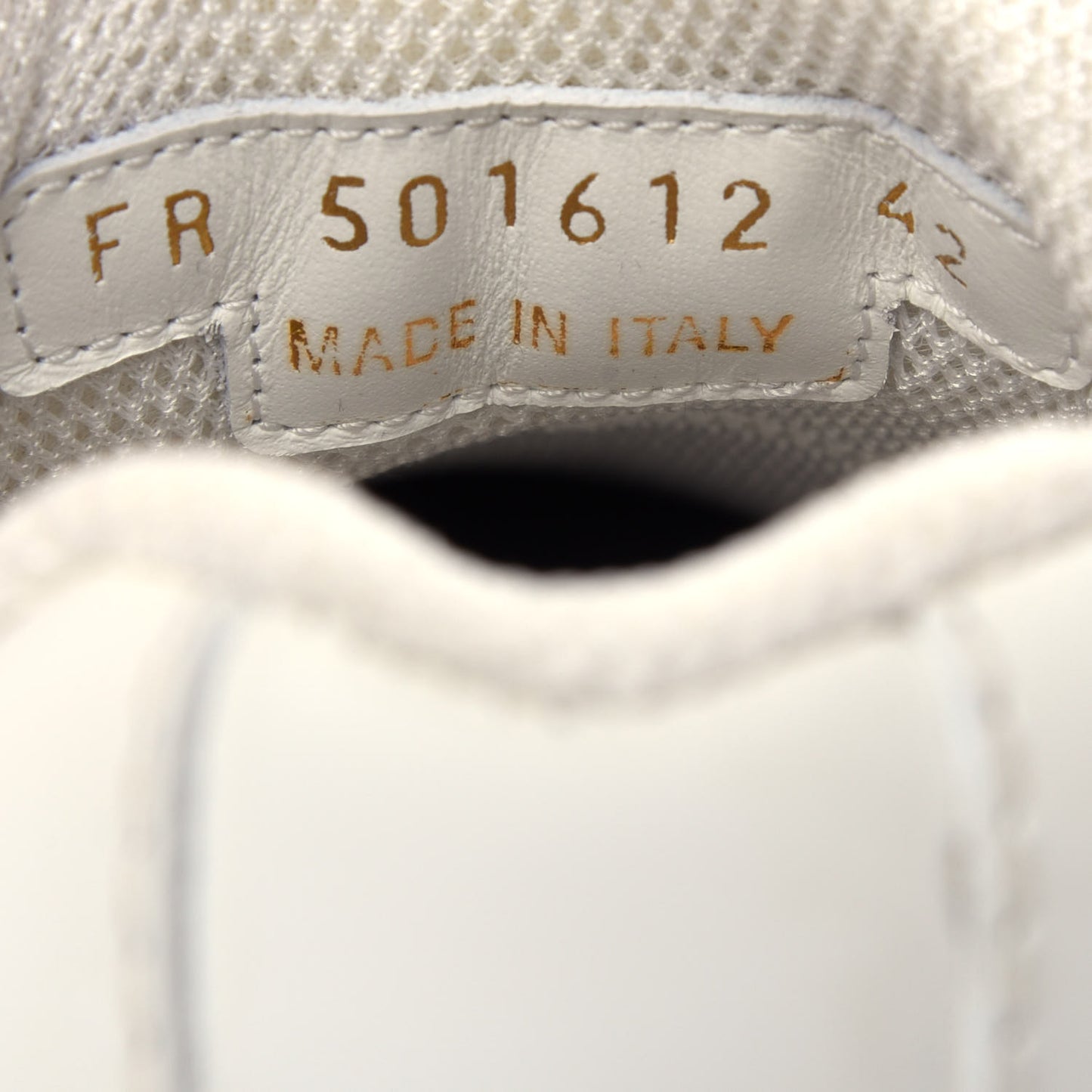 Calfskin Jump Low Top Sneakers 42 White