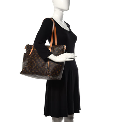 Fendi Zucchino Vitello Shopping Tote Mogano Panna Bruciato 2 of 9