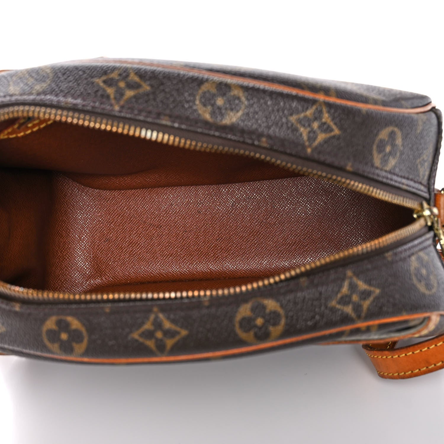 Louis Vuitton Monogram Blois 6 of 14
