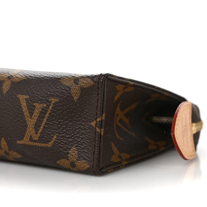 Louis Vuitton Monogram Toiletry Pouch 15 8 of 9
