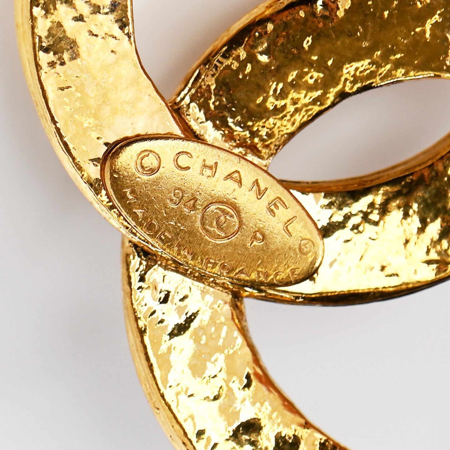 Chain CC Long Necklace Gold