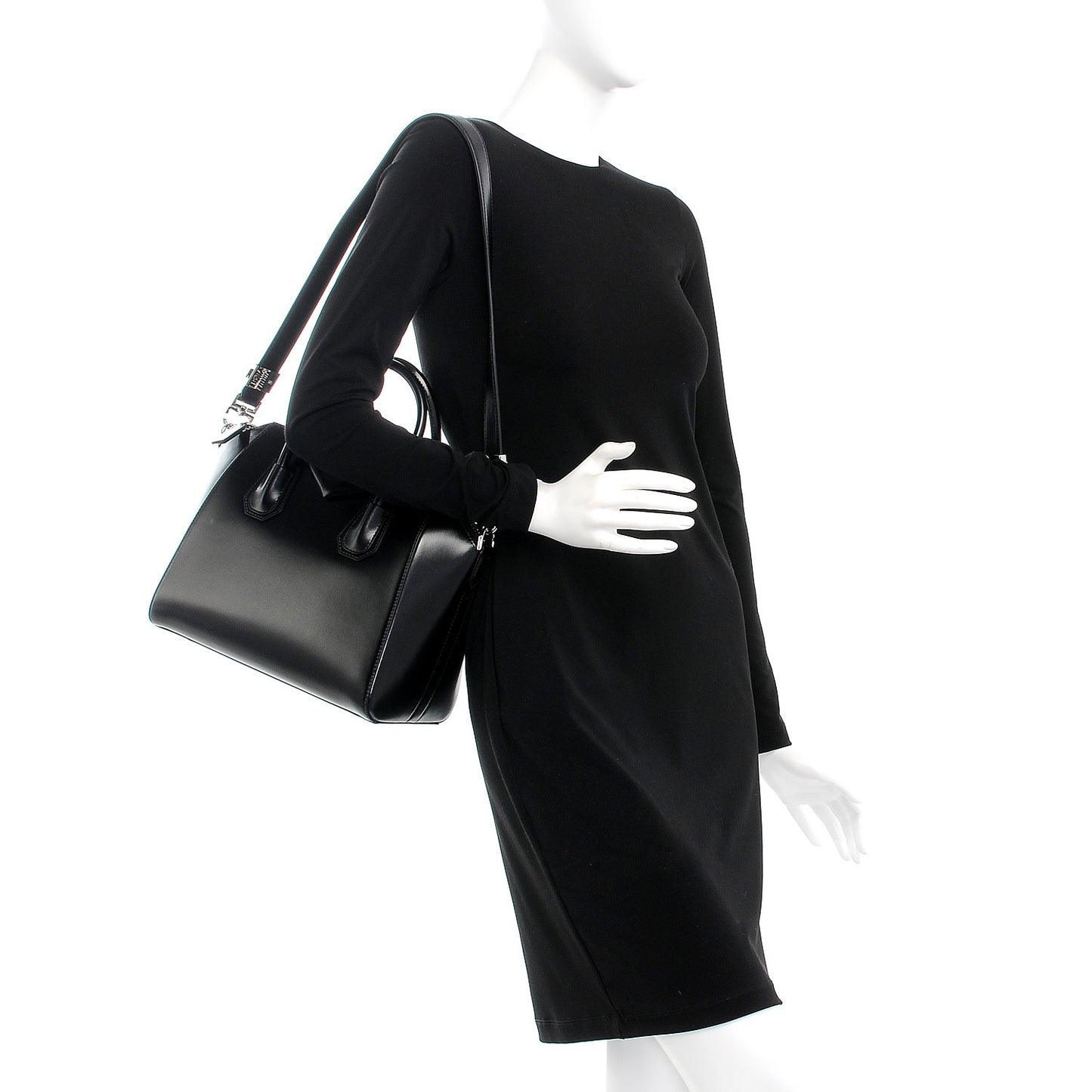 Shiny Lord Calfskin Small Antigona Black