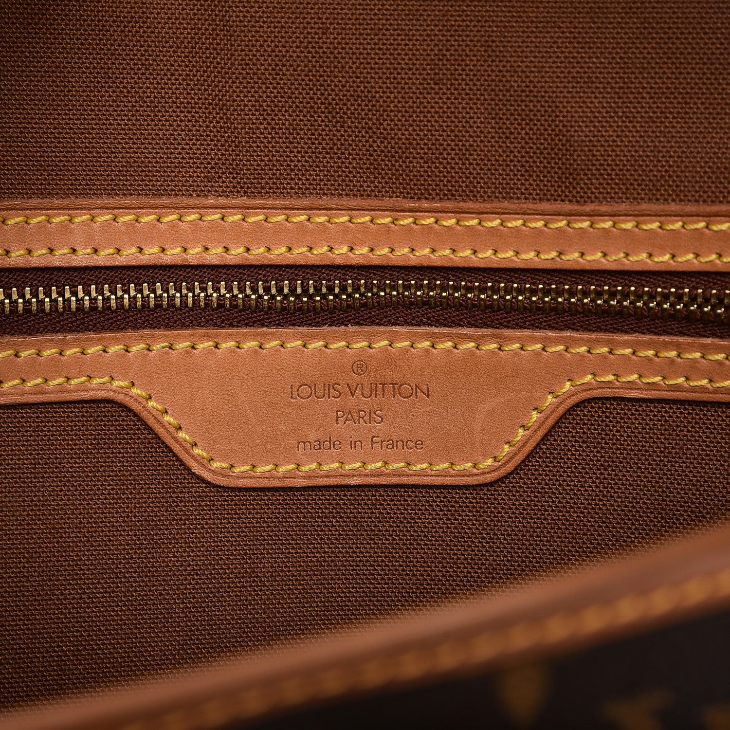Louis Vuitton Monogram Sac Gibeciere 6 of 19