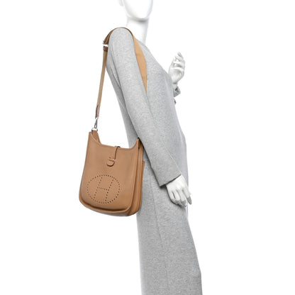 Hermes Taurillon Clemence Evelyne III PM Biscuit 2 of 12