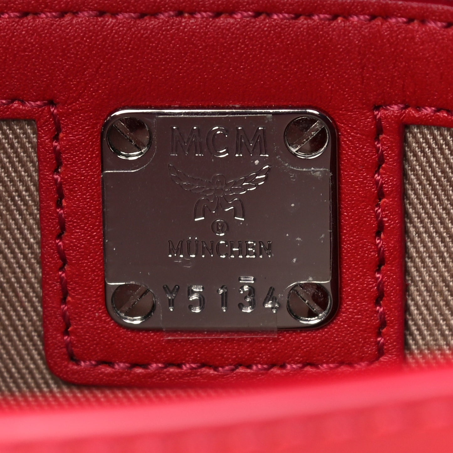 Visetos Patricia Wallet On Chain Red