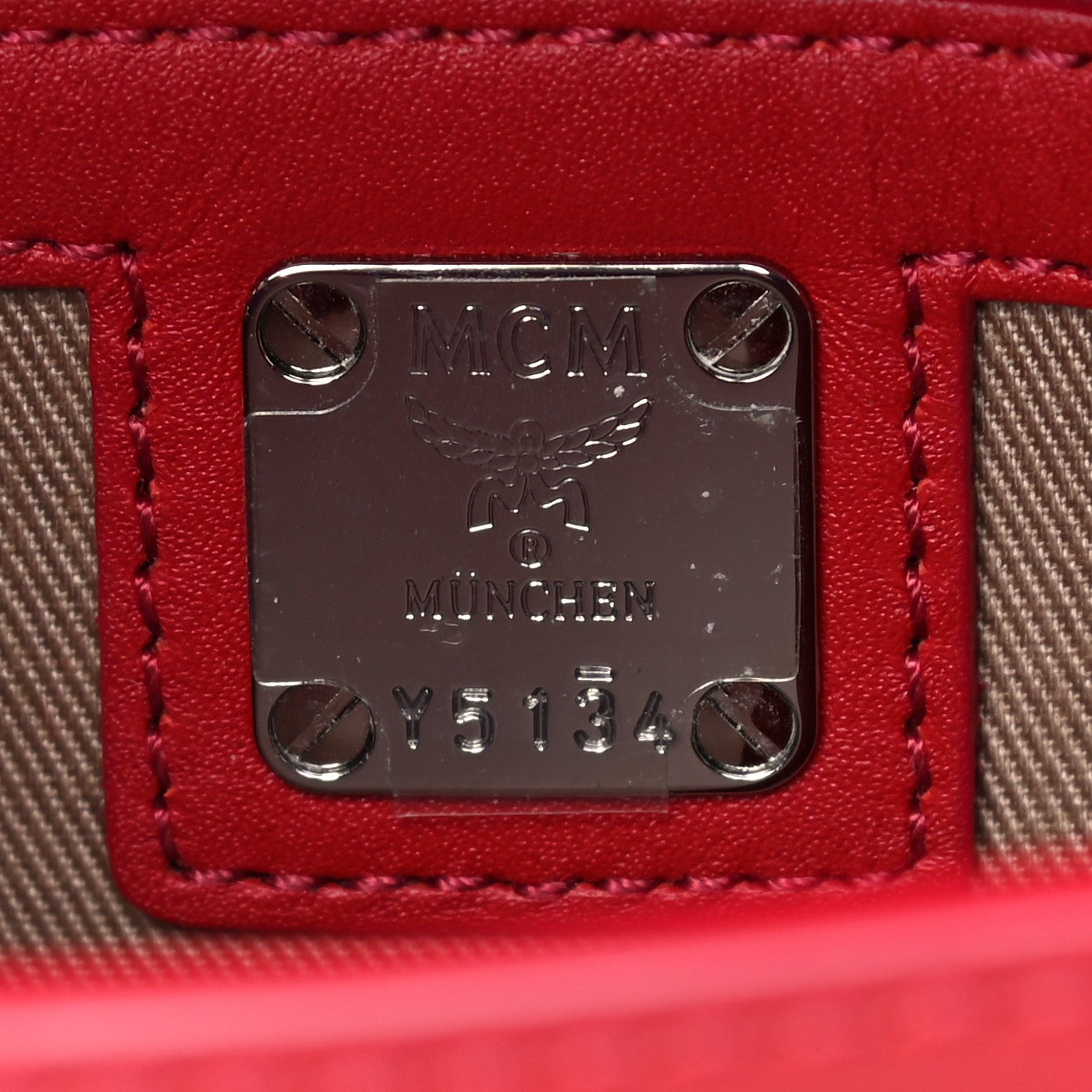 MCM Visetos Patricia Wallet On Chain Red 7 of 13