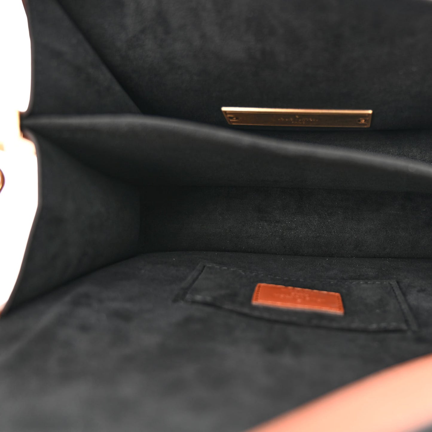Reverse Monogram Dauphine Mini