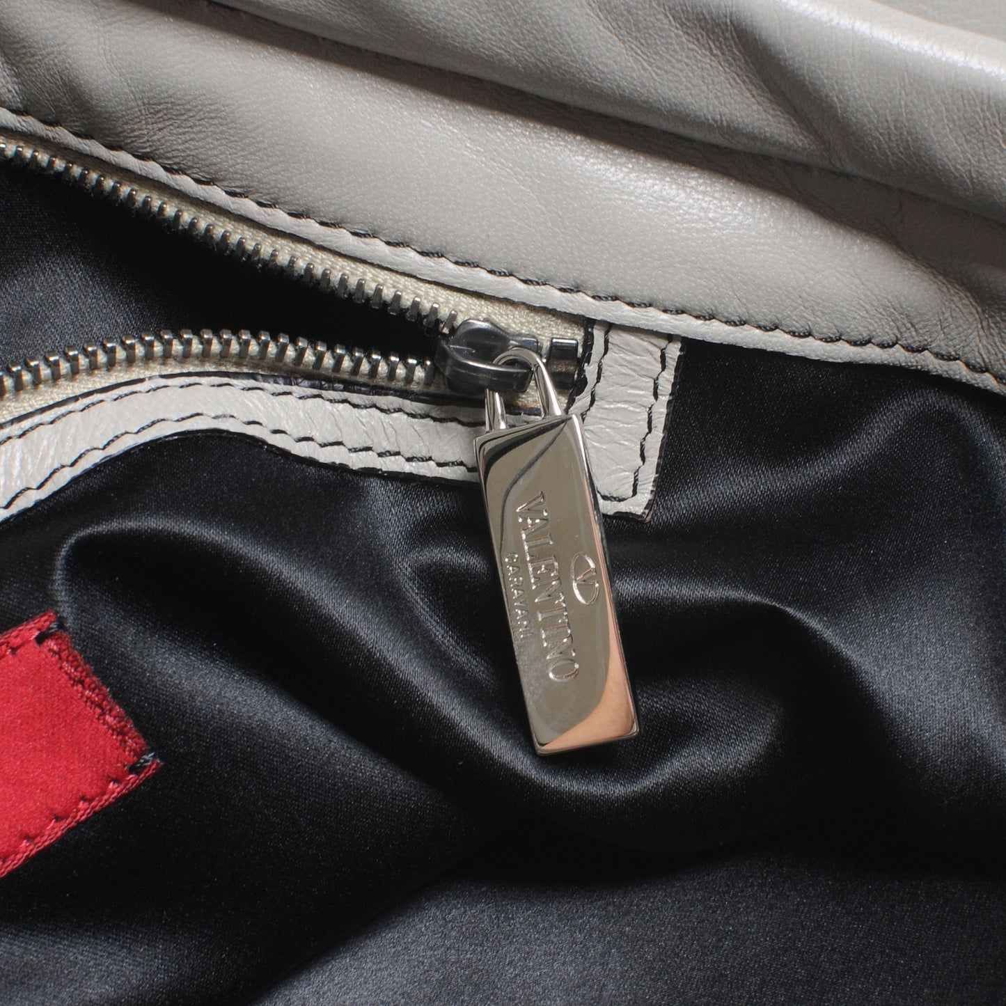 Leather Petale Hobo Grey