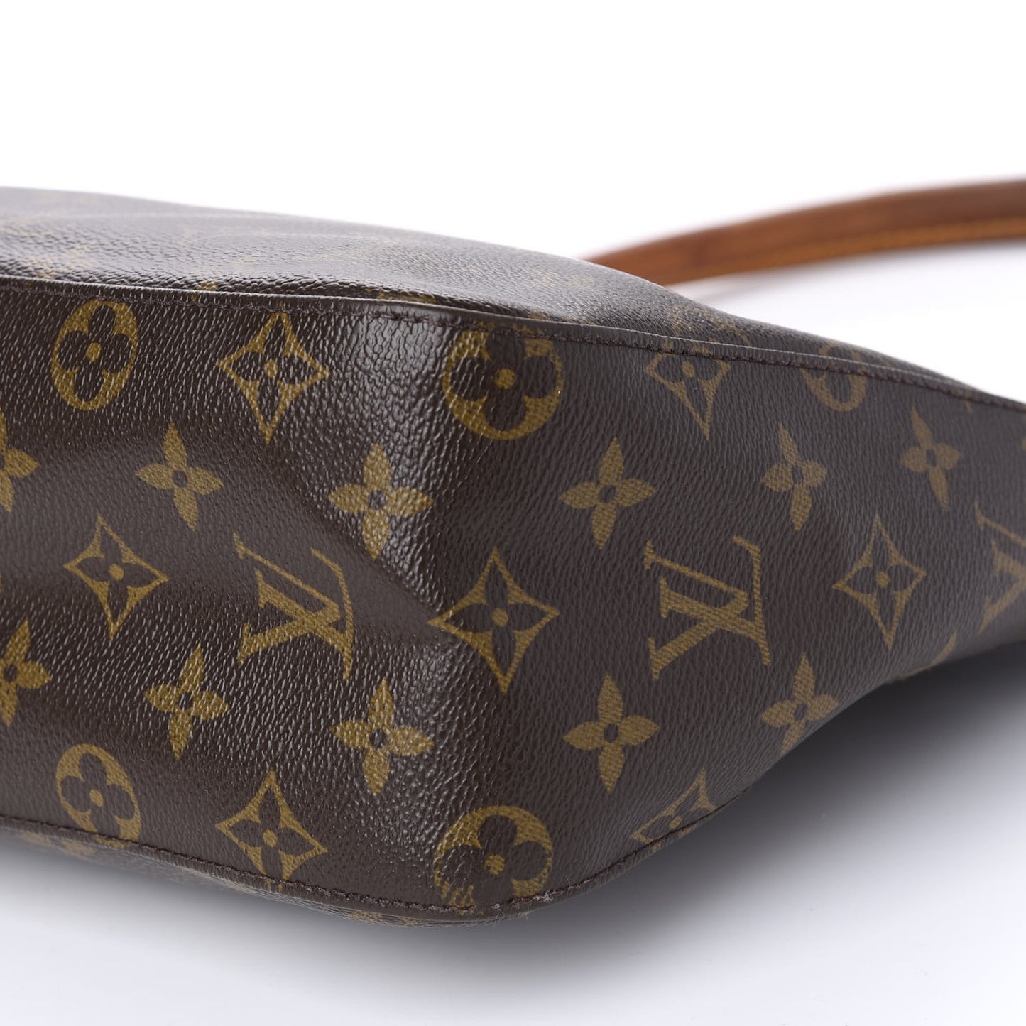 Monogram Looping MM