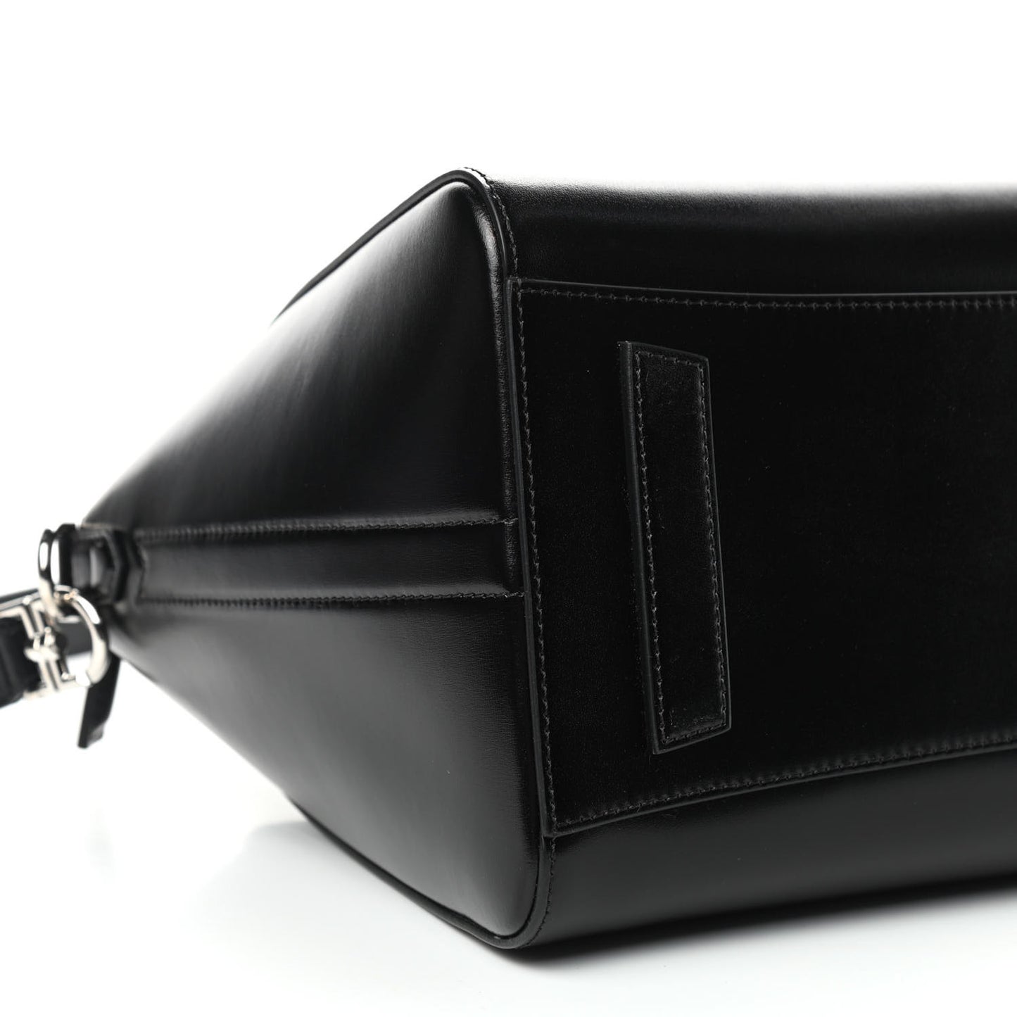 Shiny Lord Calfskin Medium Antigona Black