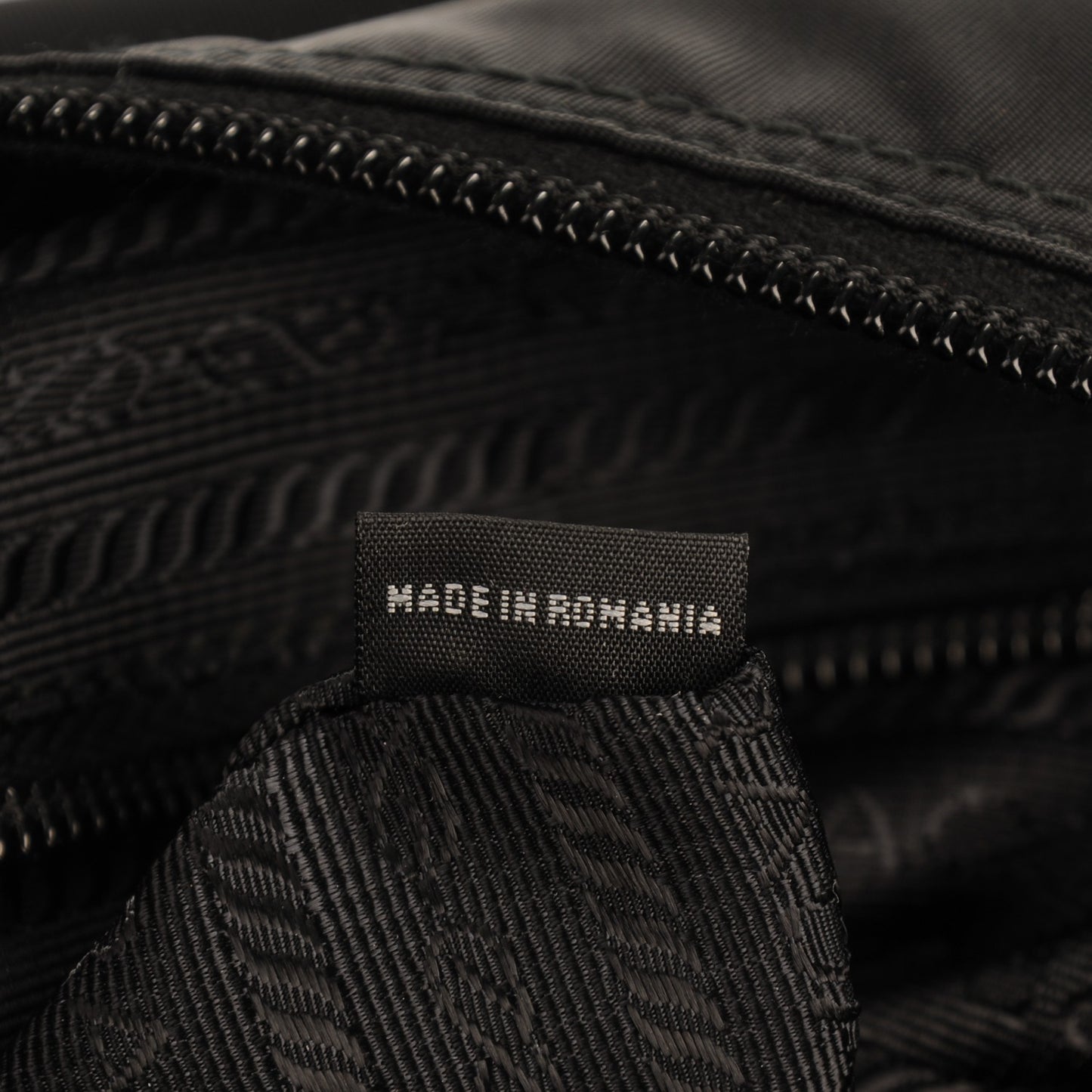 Nylon Vela Flat Messenger Bag Black