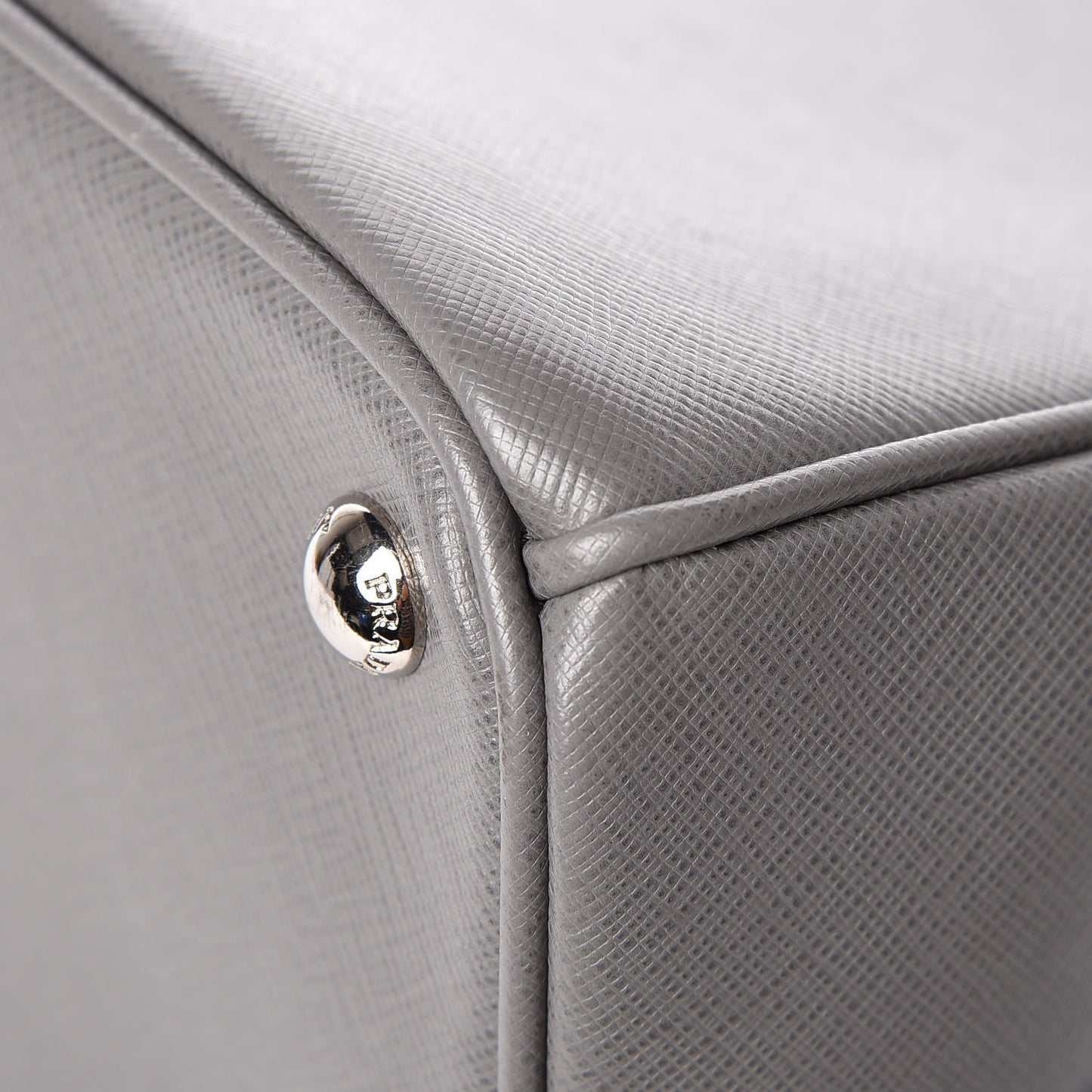 Saffiano Lux Parabole Tote Marmo