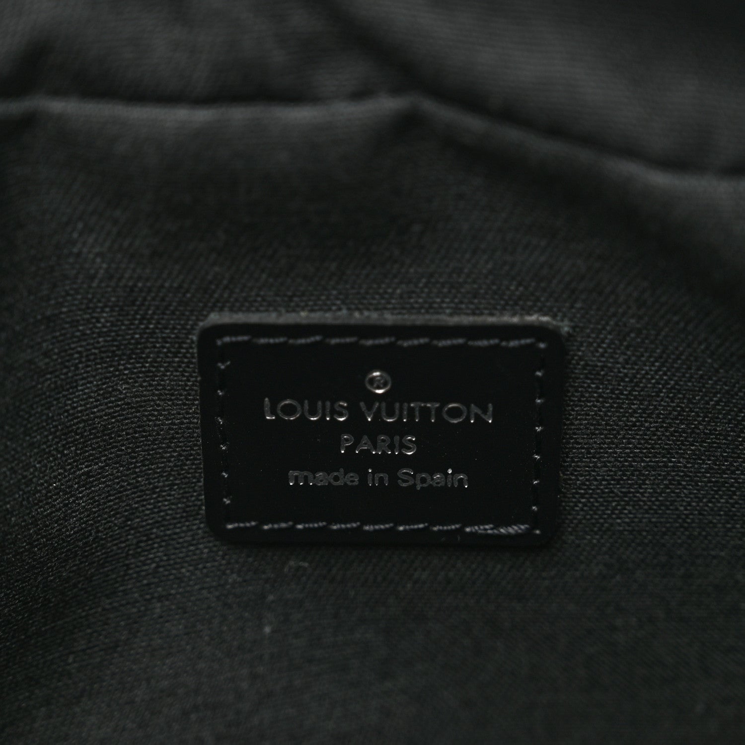 Louis Vuitton Taiga Kaluga Toiletry Pouch Ardoise 6 of 6