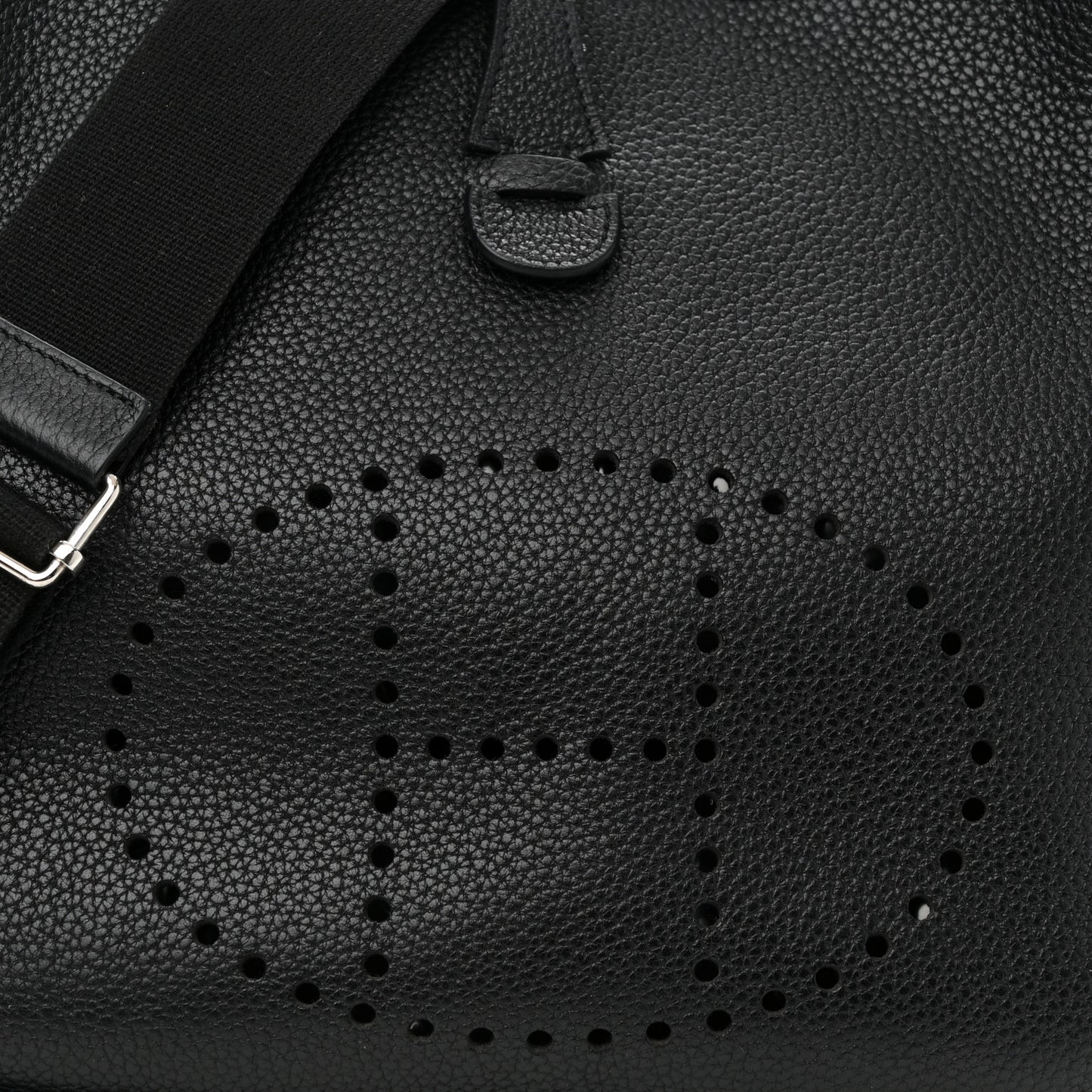 Taurillon Clemence Evelyne III PM Black