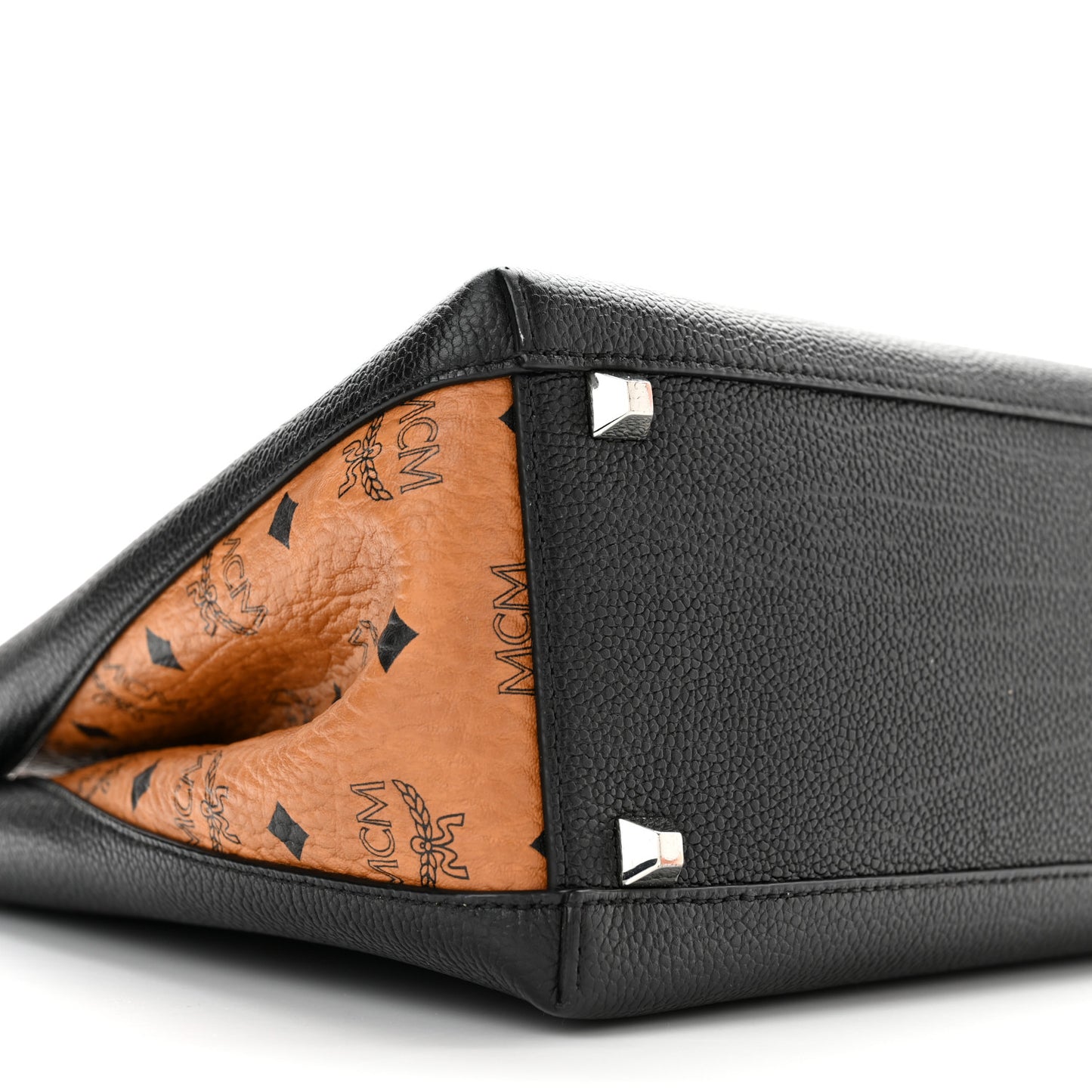 Grained Calfskin Visetos Medium Sarah Hobo Black