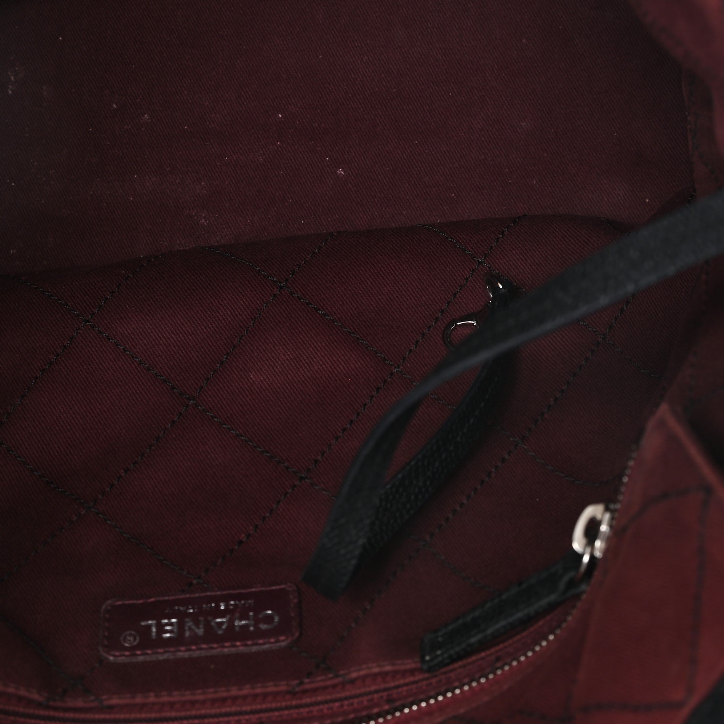 Grained Calfskin Quilted Small Daily Shopping Tote Black