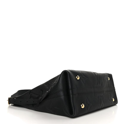 Louis Vuitton Empreinte Monogram Giant CarryAll MM Black 4 of 8