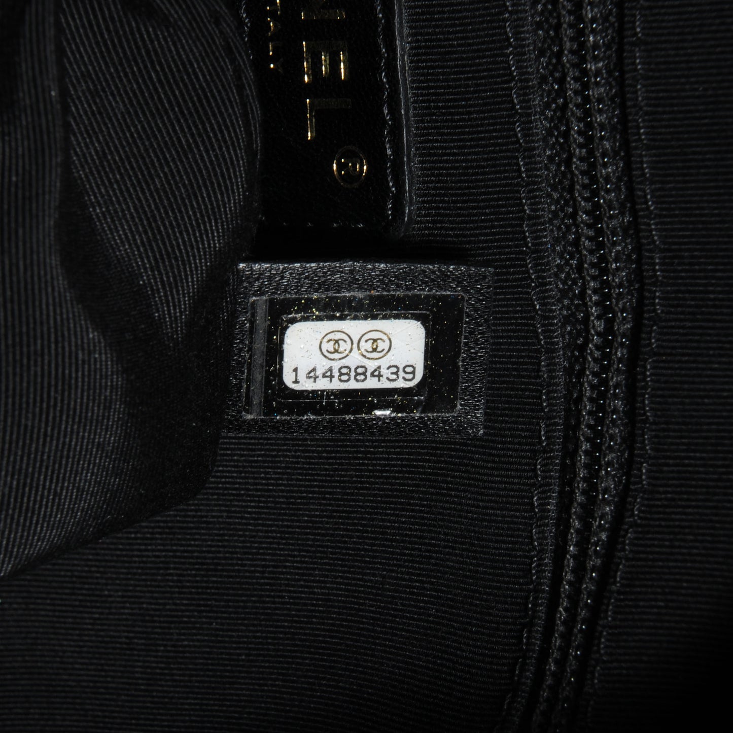 Calfskin Medium Chain Me Hobo Black